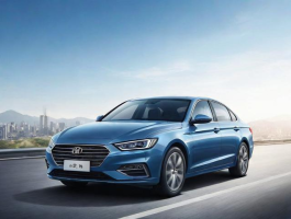 挪车技巧全攻略:如何安全高效地挪车,避免车辆损伤与紧急情况应对